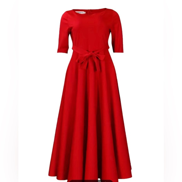 Plus Size Elegant Solid Half Sleeve Round Neck Slight Stretch Dress With Belt - Picture 4 of 5